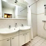 Tatil Evi In Odeigne With Private Pool & Sauna