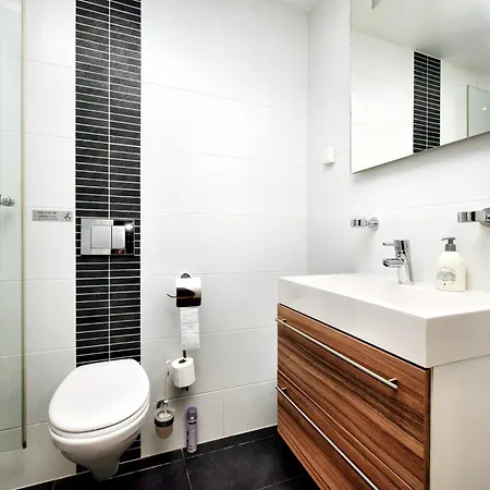 In Odeigne With Private Pool & Sauna *